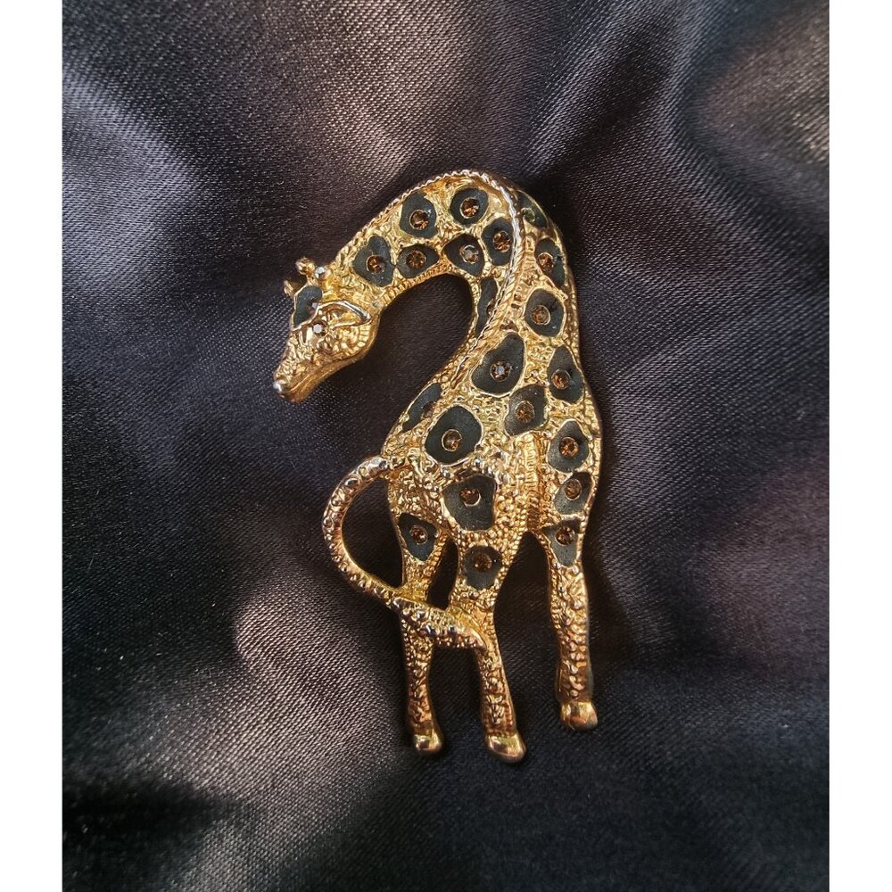 Vintage Rhinestone Giraffe Looking Brooch